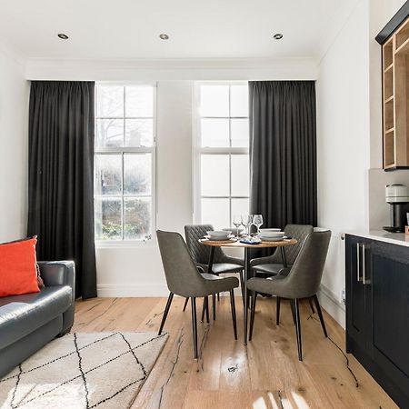 Modern Aptmt, 2 Stops To Central London, Smart Lock, Netflix Stadtteil Stadtteil Ealing Exterior foto