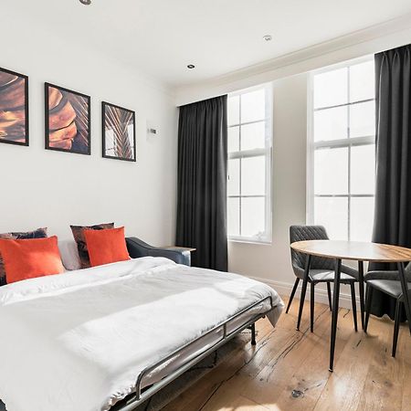 Modern Aptmt, 2 Stops To Central London, Smart Lock, Netflix Stadtteil Stadtteil Ealing Exterior foto