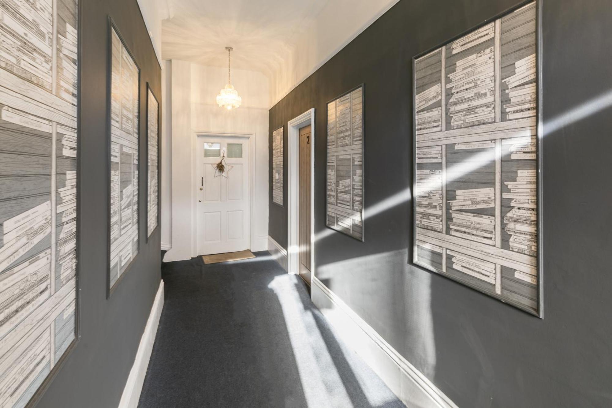 Modern Aptmt, 2 Stops To Central London, Smart Lock, Netflix Stadtteil Stadtteil Ealing Exterior foto